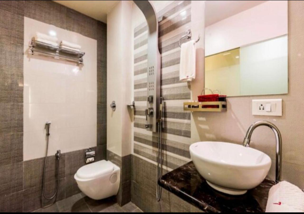 Hotel Elite Continental- Near Mumbai International Airport Andheri East Екстер'єр фото